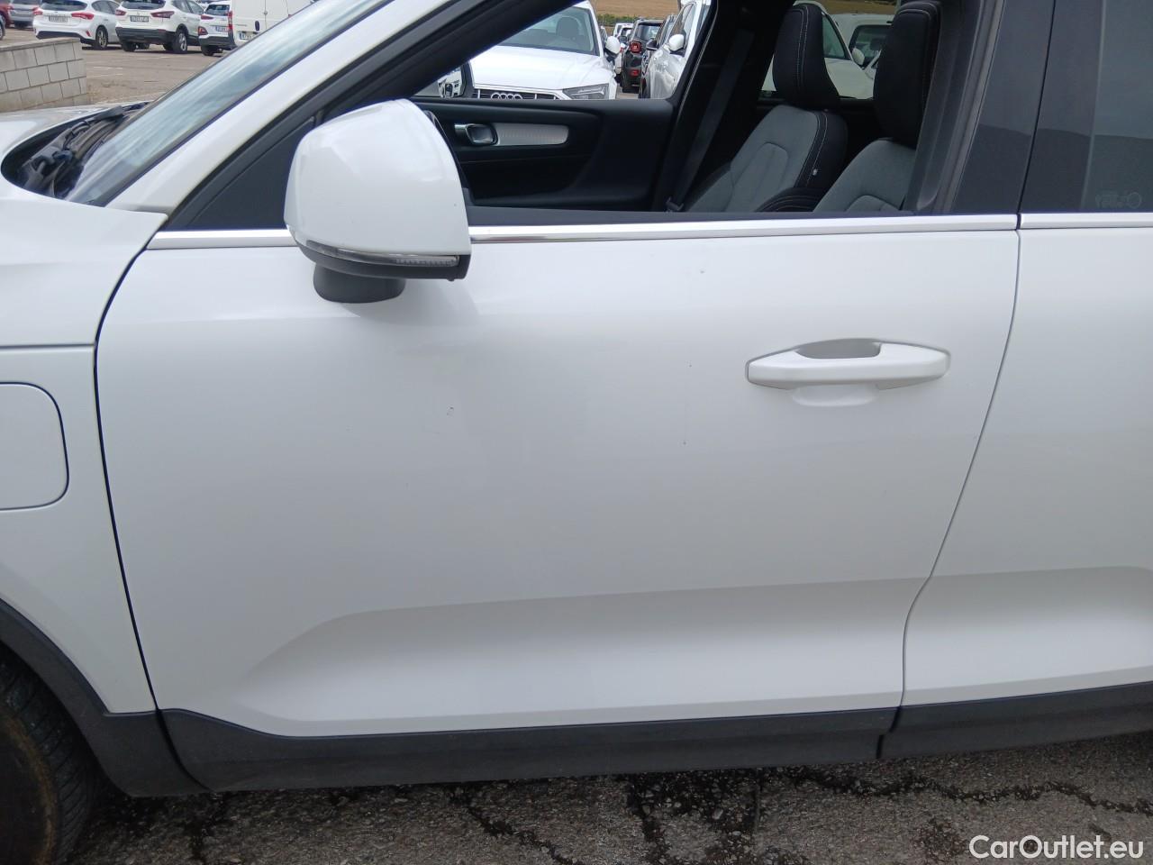  Volvo  XC 40 VOLVO XC40 / 2017 / 5P / todoterreno 1.5 T4 Twin Recharge Inscription Ex Auto #6