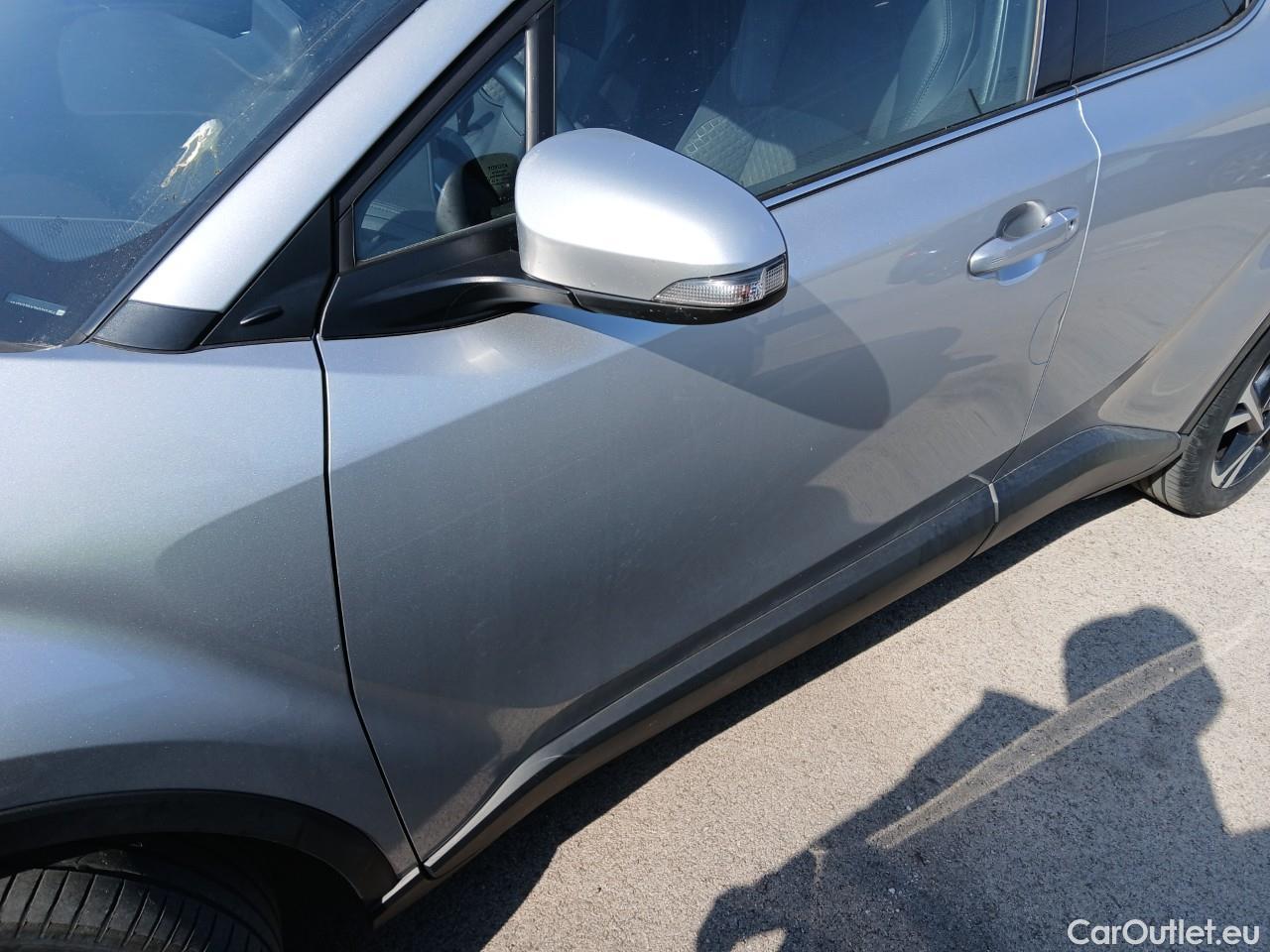  Toyota  C-HR TOYOTA  / 2019 / 5P / todoterreno 1.8 125H Advance #11