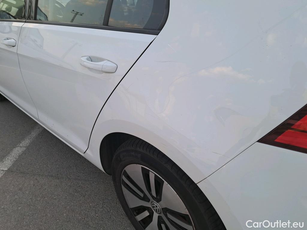  Volkswagen  Golf  VII Berlina e-35kWh #34
