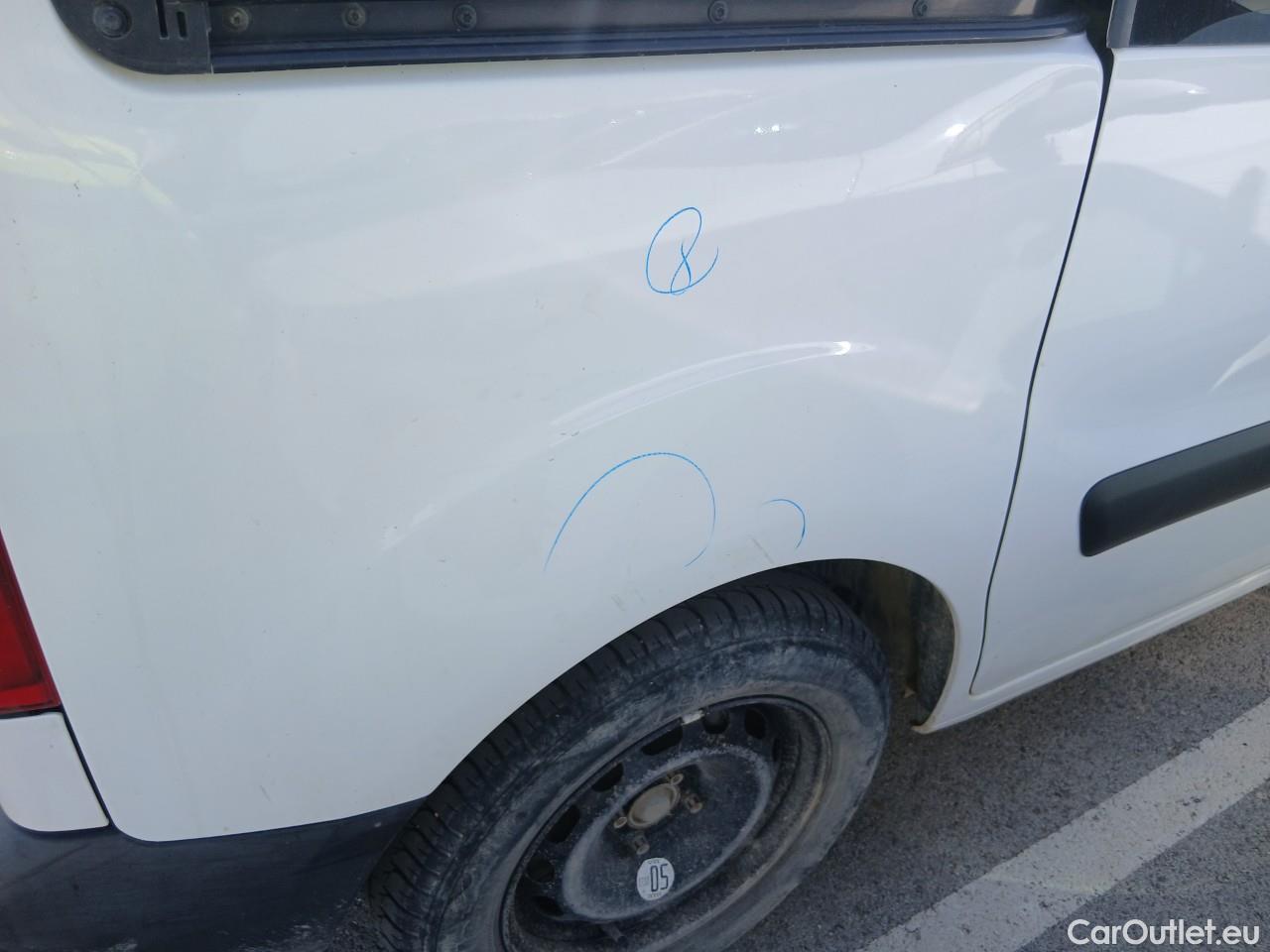 Citroen  Berlingo  Combi Live Edition 1.6 BlueHDi 100CV MT5 E5 #36