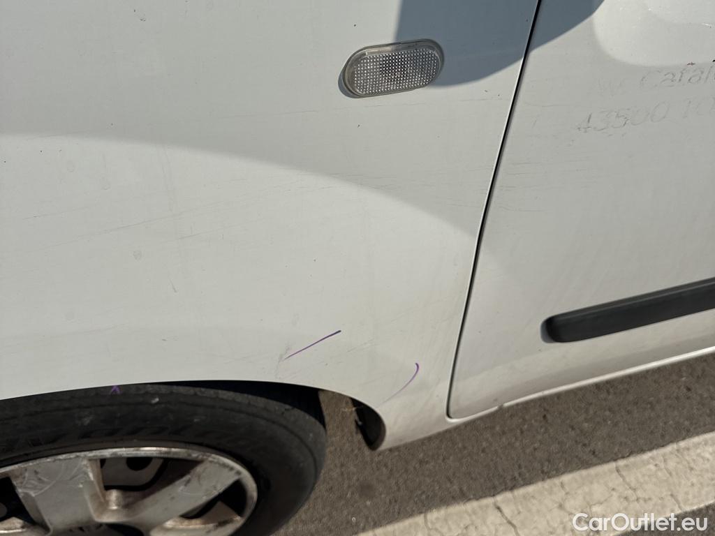  Nissan  NV200 NISSAN NV250 / 2019 / 4P / furgón 1.5dCi 66kW (80CV) PROFESIONAL #45