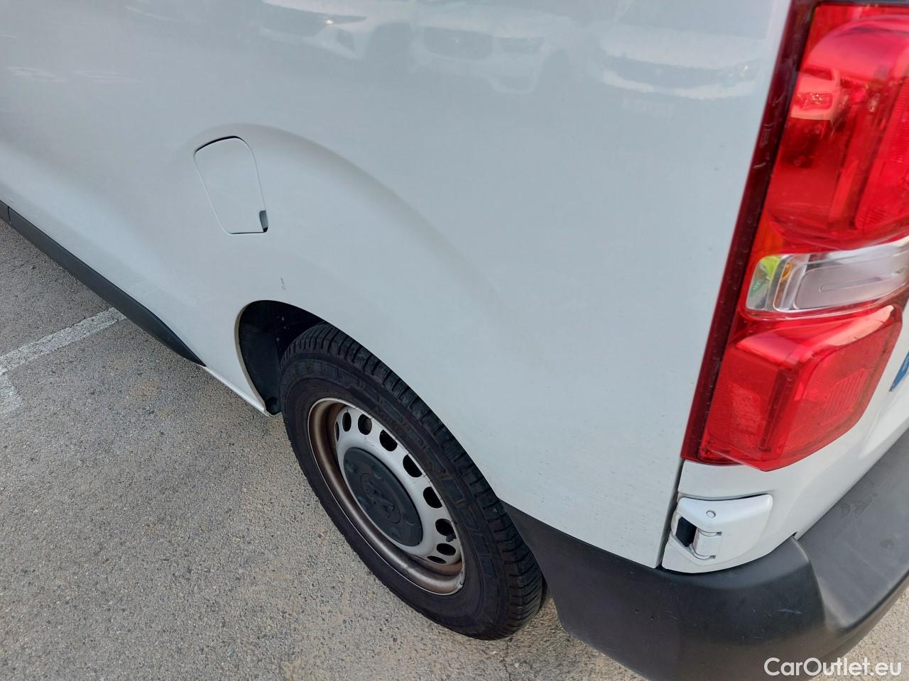  Peugeot  Expert  Combi Standard 1.5 HDI 120CV MT6 E6d #4