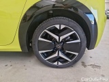  Peugeot  208 PEUGEOT  / 2019 / 5P / BERLINA GT E 156CV #19