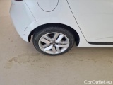  Renault  Clio RENAULT  / 2019 / 5P / BERLINA 1.6 HYBRID E-TECH 103KW ZEN #147