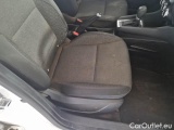  Renault  Clio RENAULT  / 2019 / 5P / BERLINA 1.6 HYBRID E-TECH 103KW ZEN #236