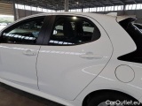  Toyota  Yaris TOYOTA  / 2020 / 5P / BERLINA HYBRID BUSINESS MY22 #76