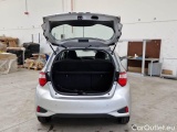  Toyota  Yaris TOYOTA  / 2017 / 5P / BERLINA 1.5 HYBRID BUSINESS #5