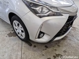  Toyota  Yaris TOYOTA  / 2017 / 5P / BERLINA 1.5 HYBRID BUSINESS #49