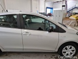  Toyota  Yaris TOYOTA  / 2017 / 5P / BERLINA 1.5 HYBRID BUSINESS #58