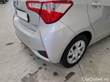  Toyota  Yaris TOYOTA  / 2017 / 5P / BERLINA 1.5 HYBRID BUSINESS #71