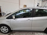  Toyota  Yaris TOYOTA  / 2017 / 5P / BERLINA 1.5 HYBRID BUSINESS #88