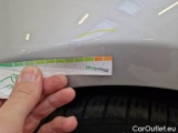  Toyota  Yaris TOYOTA  / 2017 / 5P / BERLINA 1.5 HYBRID BUSINESS #99