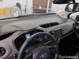  Toyota  Yaris TOYOTA  / 2017 / 5P / BERLINA 1.5 HYBRID BUSINESS #110