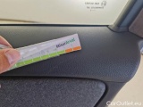  Toyota  Yaris TOYOTA  / 2020 / 5P / BERLINA HYBRID BUSINESS MY20 #123