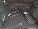  Volvo  XC 40 VOLVO XC40 / 2021 / 5P / SUV T4 RECHARGE PLUG-IN AUTO ULTIMATE DARK #144