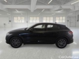  Alfa Romeo   STELVIO ALFA ROMEO / 2017 / 5P / SUV 2.2 TURBO DIESEL 190CV BUSINESS AT8 Q4 #8