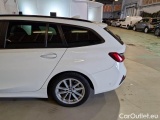  Bmw  Serie 3 BMW  / 2018 / 5P / STATION WAGON 318D 48V BUSINESS ADVANTAGE TOURING AUTO #56