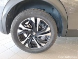  Peugeot  2008 PEUGEOT  / 2019 / 5P / CROSSOVER PURETECH 130 EAT8 ALLURE S/S AUT. #18