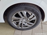  Peugeot  208 PEUGEOT  / 2019 / 5P / BERLINA ACTIVE PACK PURETECH 75 S/S #19