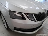  Skoda  Octavia SKODA  / 2016 / 5P / STATION WAGON 1.6 TDI CR DSG EXECUTIVE #43