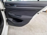  Volkswagen  Golf  VOLKSWAGEN / 2019 / 5P / BERLINA 2.0 TDI SCR 85KW STYLE #99