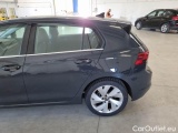  Volkswagen  Golf  VOLKSWAGEN / 2019 / 5P / BERLINA 1.5 ETSI EVO ACT STYLE DSG #32
