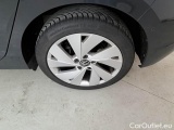  Volkswagen  Golf  VOLKSWAGEN / 2019 / 5P / BERLINA 2.0 TDI SCR STYLE DSG #31