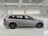  Volkswagen  Passat VOLKSWAGEN  / 2019 / 5P / STATION WAGON VAR. 2.0TDI SCR 147KW EXECUTIVE DSG #7