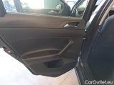  Volkswagen  Polo VOLKSWAGEN  / 2017 / 5P / BERLINA 1.0 TSI BUSINESS COMFORTLINE #98
