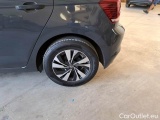  Volkswagen  Polo VOLKSWAGEN  / 2017 / 5P / BERLINA 1.0 TSI BUSINESS COMFORTLINE #121