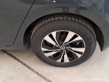  Volkswagen  Polo VOLKSWAGEN  / 2017 / 5P / BERLINA 1.0 TSI BUSINESS COMFORTLINE #116