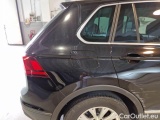  Volkswagen  Tiguan VOLKSWAGEN  / 2016 / 5P / SUV 2.0 TDI SCR 110KW BUSINESS BMT DSG #46