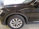  Volkswagen  Tiguan VOLKSWAGEN  / 2016 / 5P / SUV 2.0 TDI SCR 110KW BUSINESS BMT DSG #68