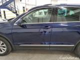  Volkswagen  Tiguan VOLKSWAGEN  / 2016 / 5P / SUV 2.0 TDI SCR 110KW BUSINESS BMT DSG #69