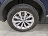  Volkswagen  Tiguan VOLKSWAGEN  / 2016 / 5P / SUV 2.0 TDI SCR 110KW BUSINESS BMT DSG #83