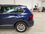  Volkswagen  Tiguan VOLKSWAGEN  / 2016 / 5P / SUV 2.0 TDI SCR 110KW BUSINESS BMT 4MOT DSG #62