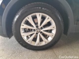  Volkswagen  Tiguan VOLKSWAGEN  / 2020 / 5P / SUV 2.0 TDI SCR 110KW LIFE DSG #104