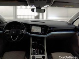  Volkswagen  Touareg VOLKSWAGEN  / 2018 / 5P / SUV 3.0 V6 TDI SCR 210KW ELEGANCE #3