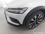  Volvo  V60 VOLVO  CROSS COUNTRY / 2018 / 5P / STATION WAGON D4 AWD GEARTR. CROSS COUNTRY PRO #26