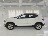  Volvo  XC 40 VOLVO XC40 / 2017 / 5P / SUV T2 MOMENTUM CORE #8