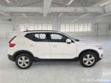  Volvo  XC 40 VOLVO XC40 / 2017 / 5P / SUV T2 MOMENTUM CORE #7