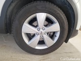  Volvo  XC 40 VOLVO XC40 / 2017 / 5P / SUV T2 MOMENTUM CORE #17