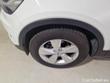  Volvo  XC 40 VOLVO XC40 / 2017 / 5P / SUV T2 MOMENTUM CORE #49