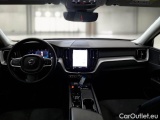  Volvo  XC60 VOLVO  / 2021 / 5P / SUV B4 D AWD AUTOMATICO MOMENTUM PRO #3