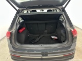 Volkswagen  Tiguan 2.0 TDI SCR Life   Manual Diesel  54 #5