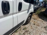  Peugeot  Boxer 2.2 BLUEHDI 140 S&S 333 L2H2 Manual Diesel  12 #48
