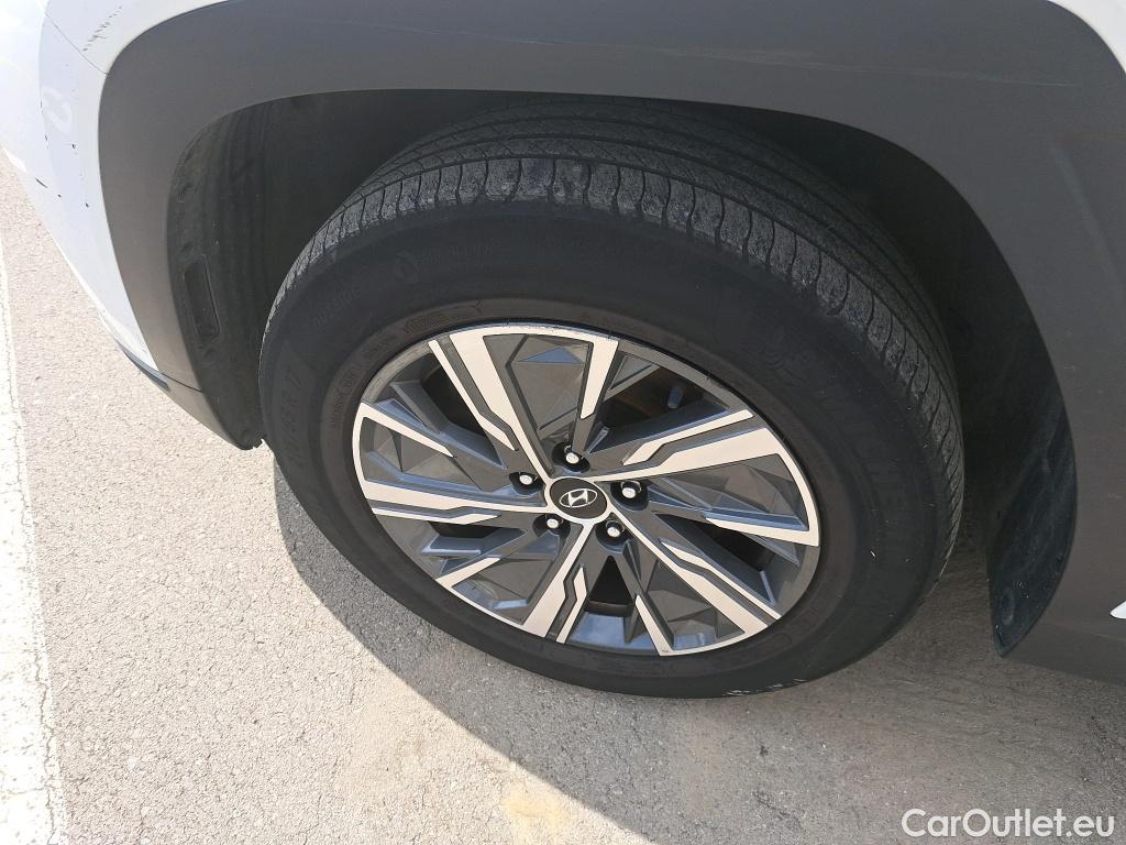  Hyundai  Tucson HYUNDAI  / 2020 / 5P / todoterreno 1.6 CRDI 85kW (115CV) Klass #15