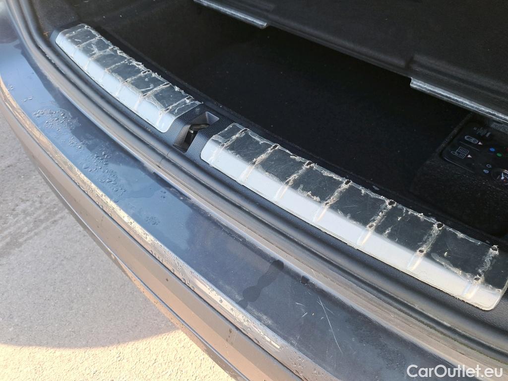  Bmw  X1 Serie  sDrive 18i Advantage 1.5 140CV AT7 E6dT #24