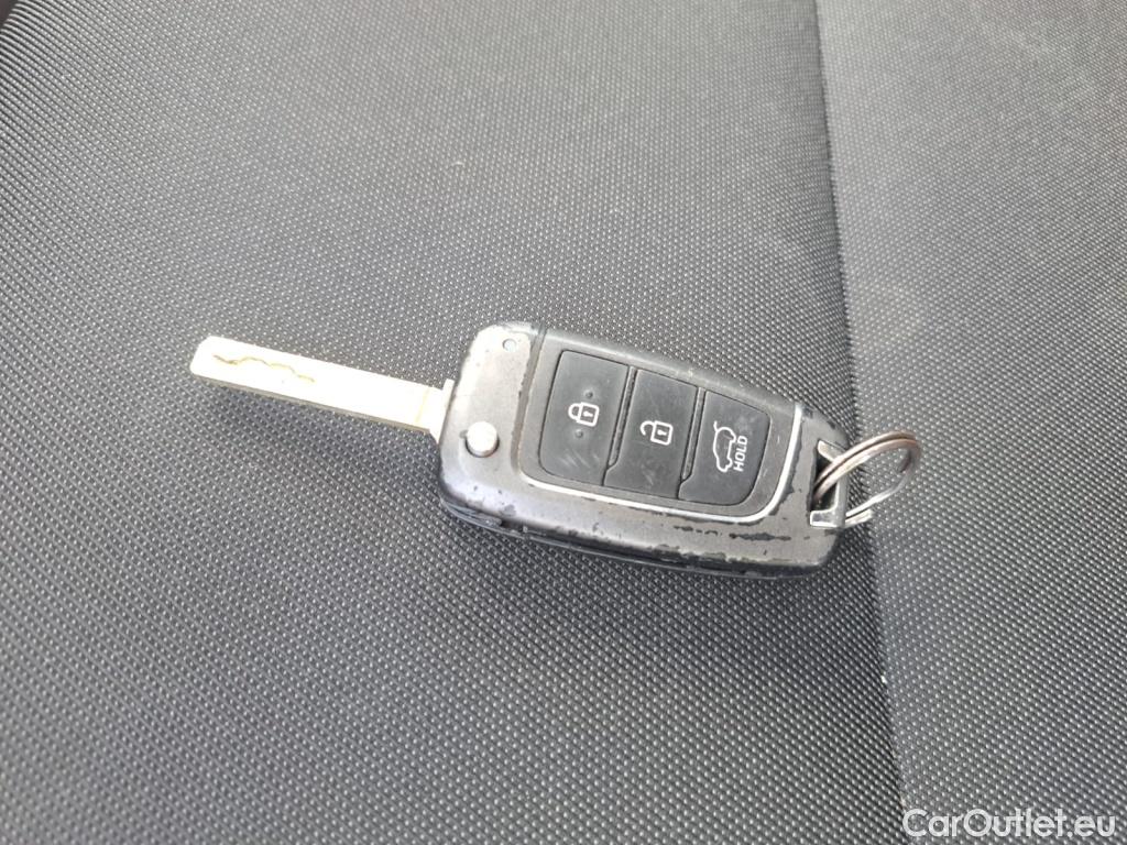  Hyundai  Tucson HYUNDAI  / 2020 / 5P / todoterreno 1.6 CRDI 85kW (115CV) Klass #3