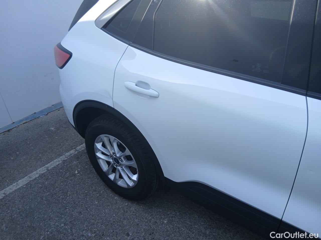  Ford  Kuga  Titanium Hybrid 2.5 190CV ATV E6d #19